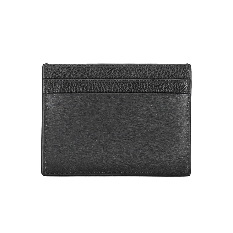 Elegant Leather Card Holder in Timeless Black