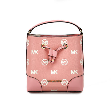 Bolso mensajero pequeño Mercer Primrose Embossed Drawstring Bucket