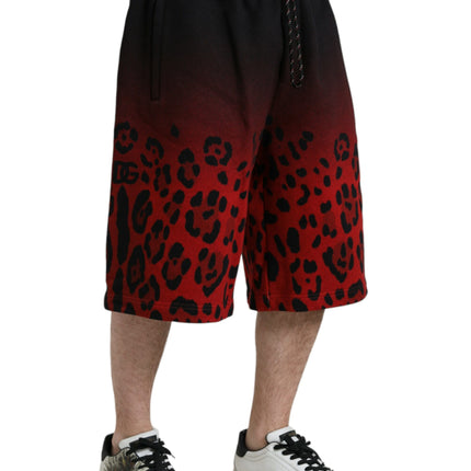 Pantaloncini di bermuda in cotone con stampa leopardata rossa