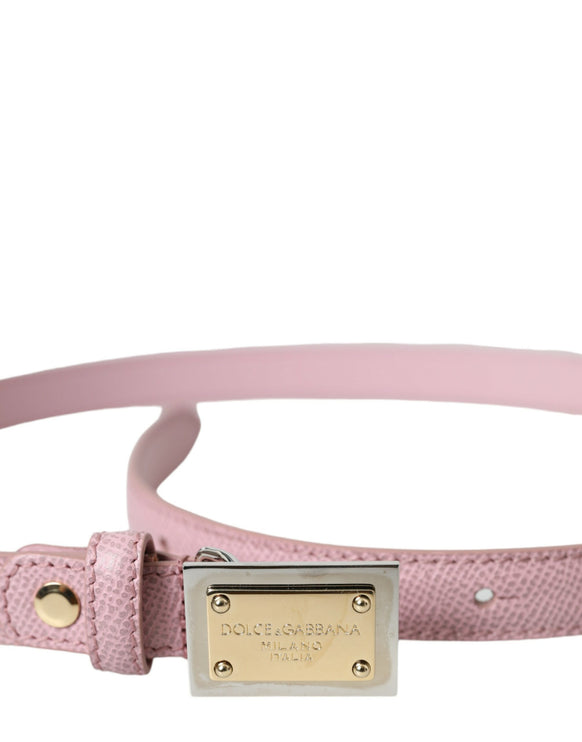 Ceinture de boucle en métal carrée en cuir rose en cuir rose