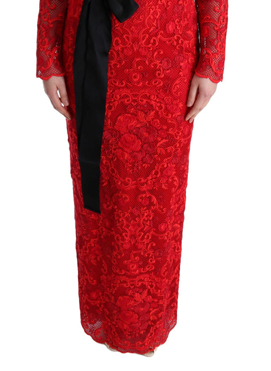 Robe de gaine rouge élégante avec ceinture de nœud en soie