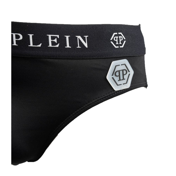 Sleek Nylon Swim Briefs avec un détail de logo emblématique