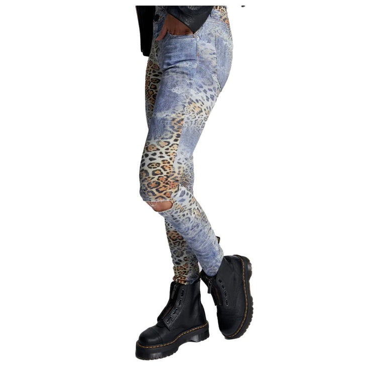 Wild chic stretch skinny jeans