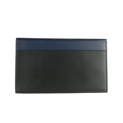 Elegante cartera de piel de doble tono