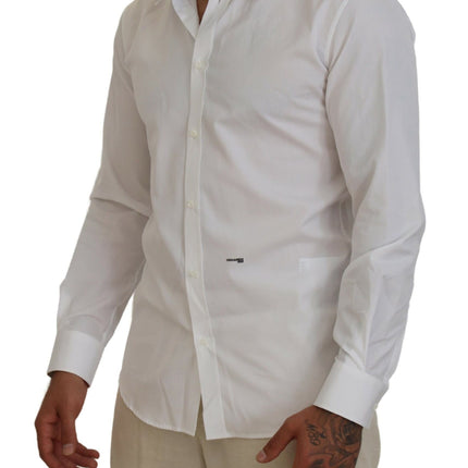 Camisa blanca de algodón con cuello y mangas largas