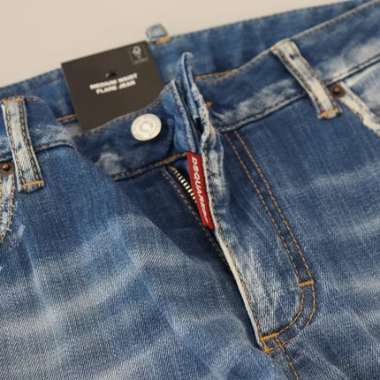 Blauw gewassen katoen midden taille uitlopende denimjeans