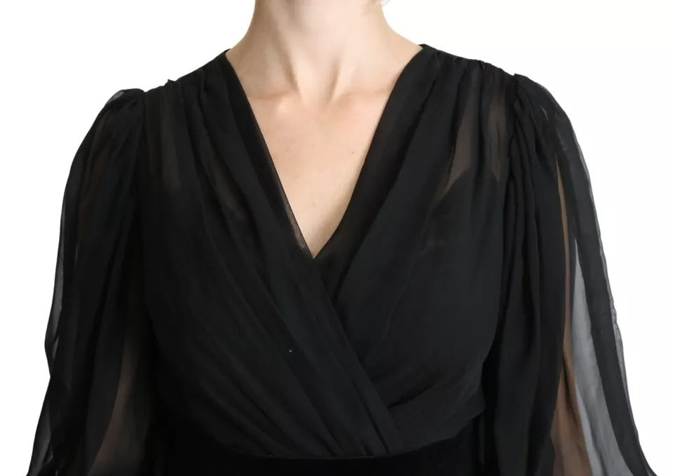 Robe de mélange en soie plissée en maillage noir