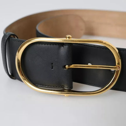 Ceinture de boucle en métal ovale en cuir noir en cuir noir