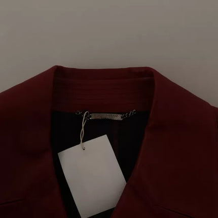 Chaqueta roja de cuero de doble pecho