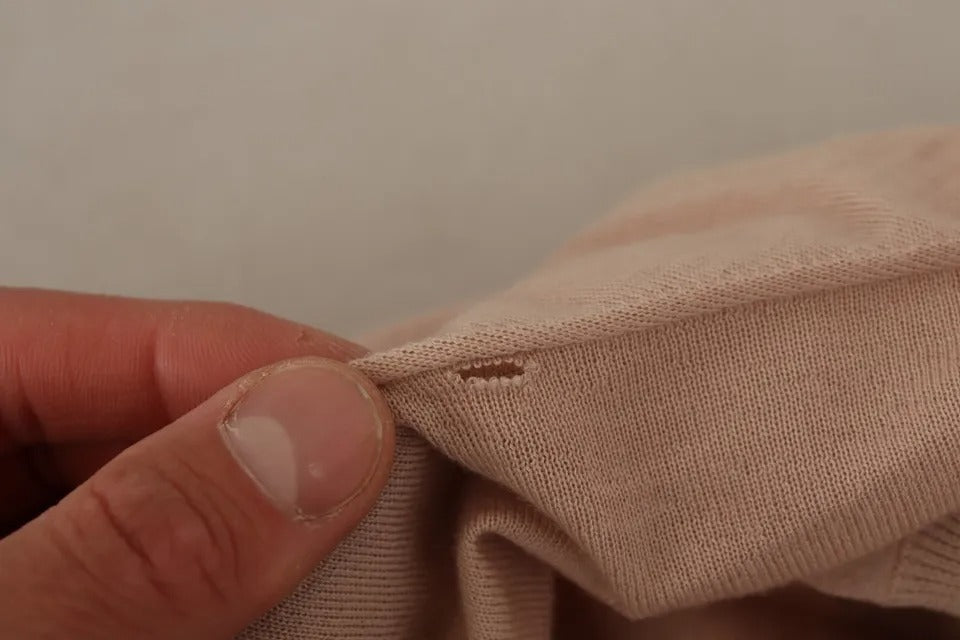 Pull de pull à col roulé en cachemire beige