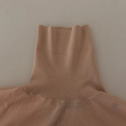 Pull de pull à col roulé en cachemire beige