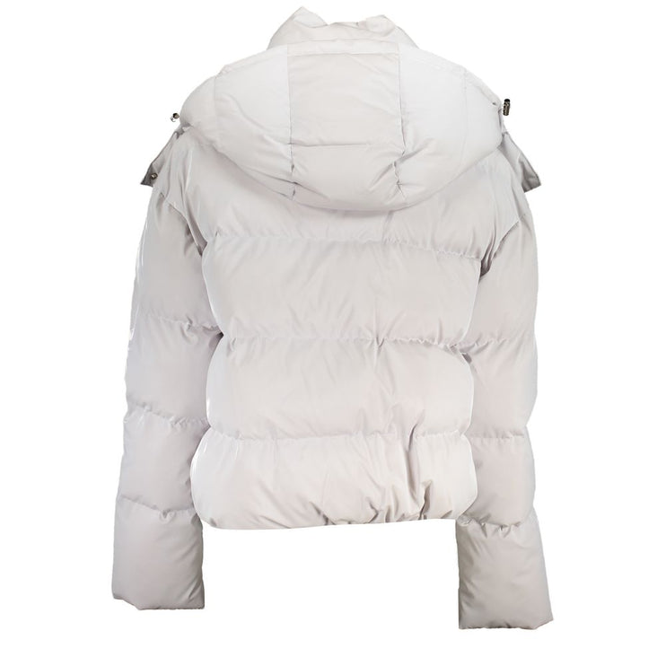 Vestes et manteau en polyéthylène blanc