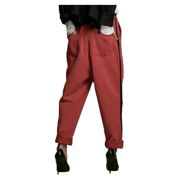 Jeans di cotone rosso e pantalone