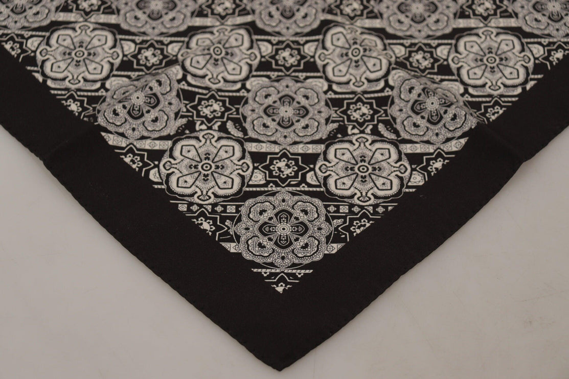 Elegant Silk Men's Square Scarf - vivadelux