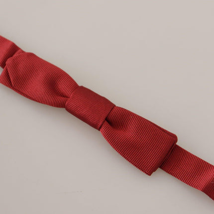 Elegant Red Silk Bow Tie - vivadelux