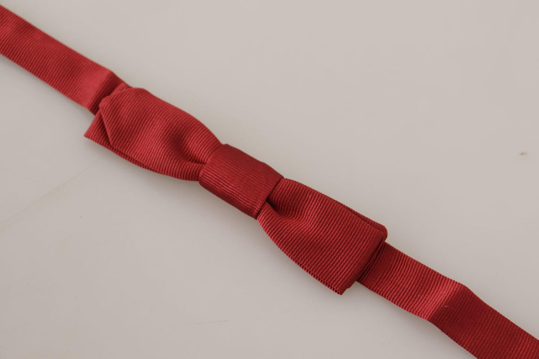 Elegant Red Silk Bow Tie - vivadelux