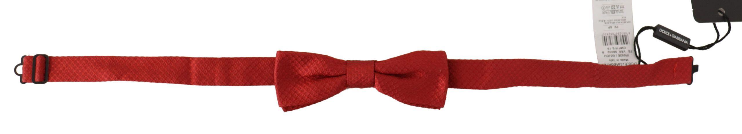 Elegant Red Silk Bow Tie - vivadelux